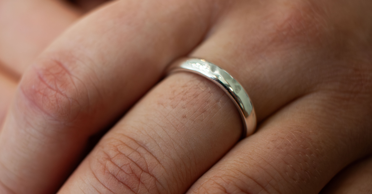 Simple silver wedding rings 60 photos - Astyledwedding.com