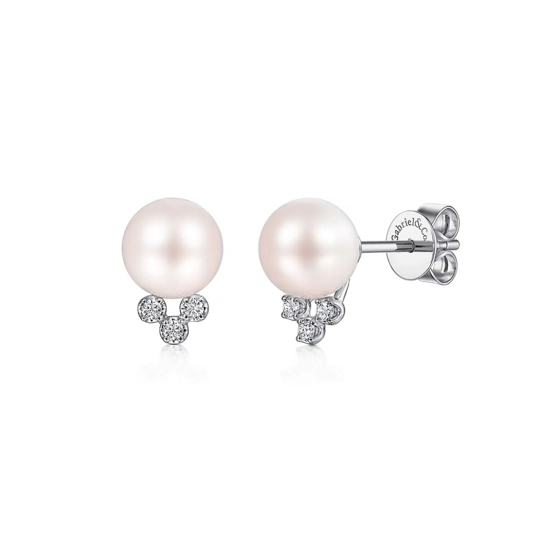 White Gold Pearl Post Earrings With Diamond Accents (373912)
