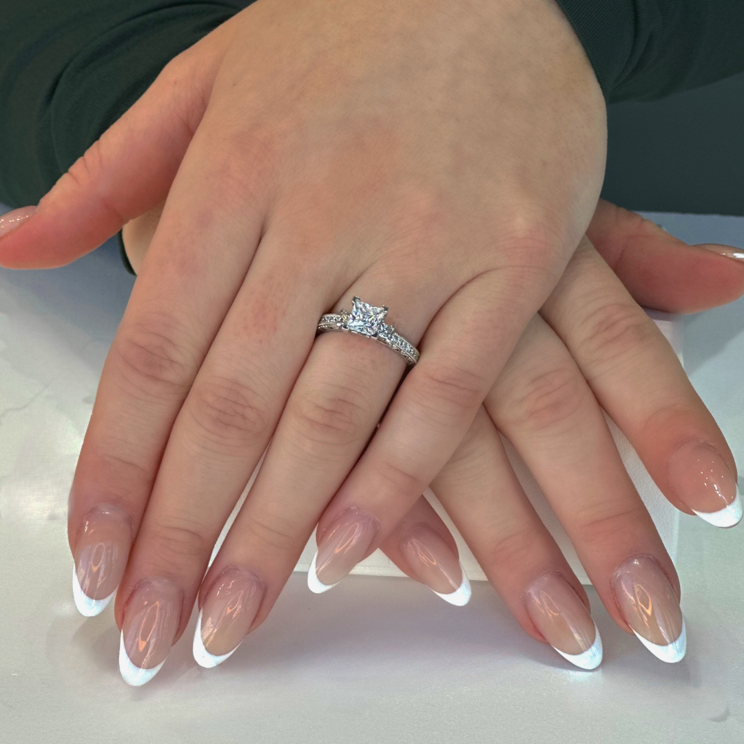 Tacori Platinum Three Stone Engagement Ring (020138)