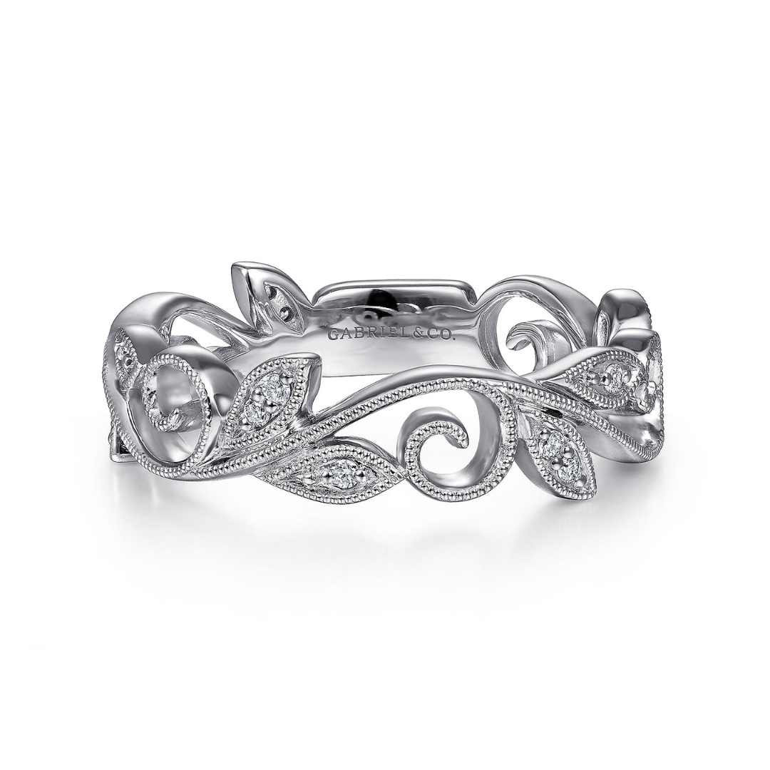 White Gold Scrolling Floral Diamond Ring (495148)